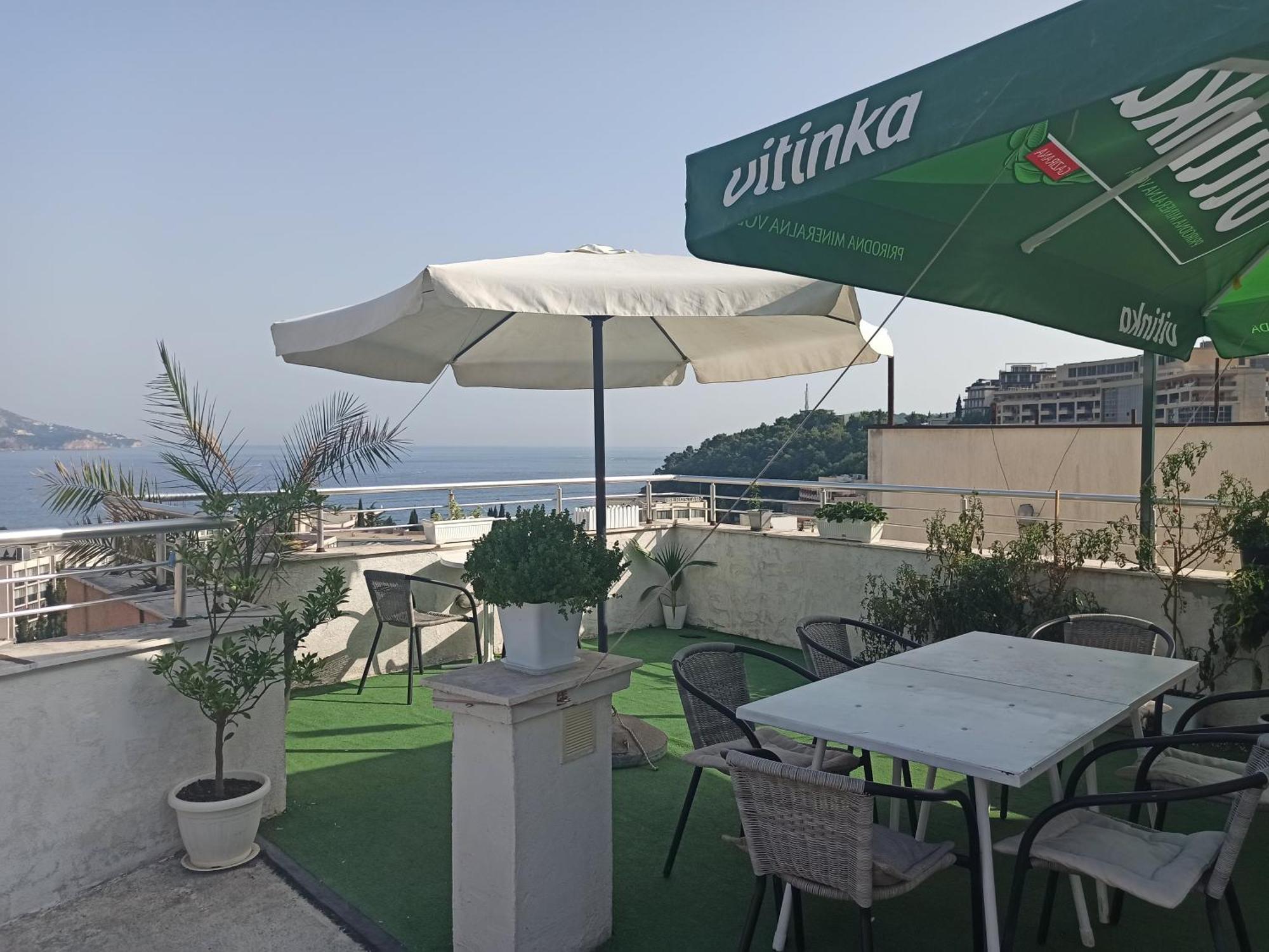 Apartments Mitende Budva Extérieur photo
