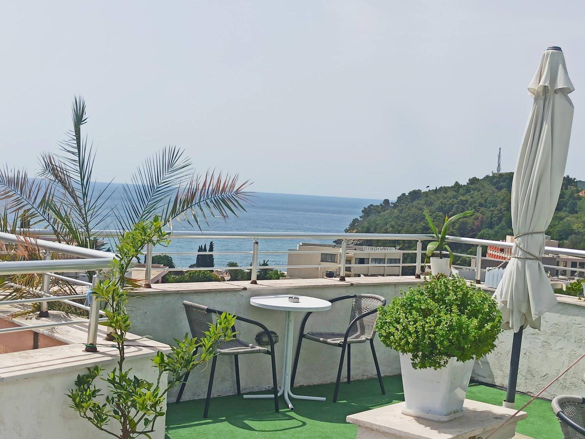 Apartments Mitende Budva Extérieur photo