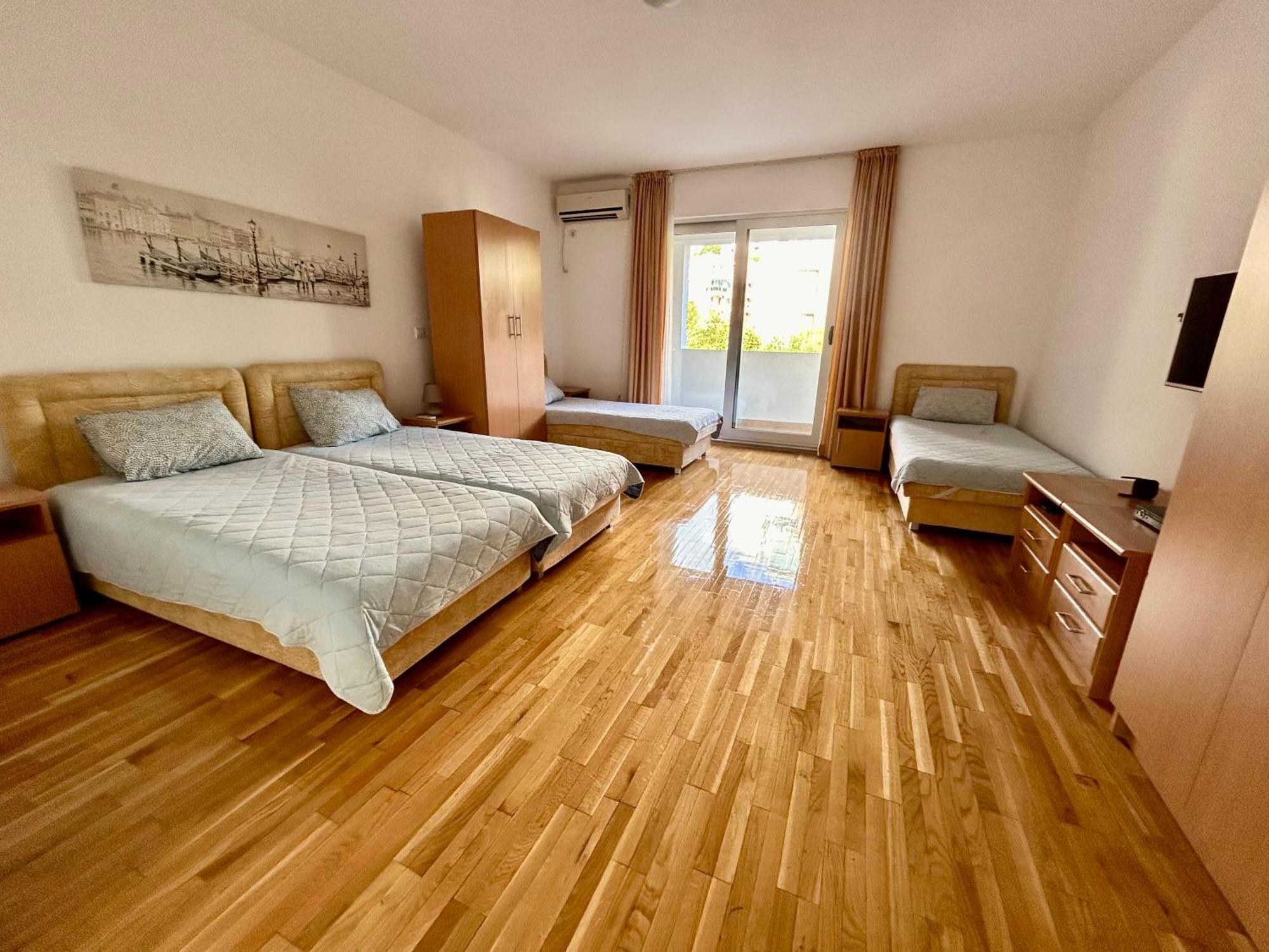 Apartments Mitende Budva Extérieur photo