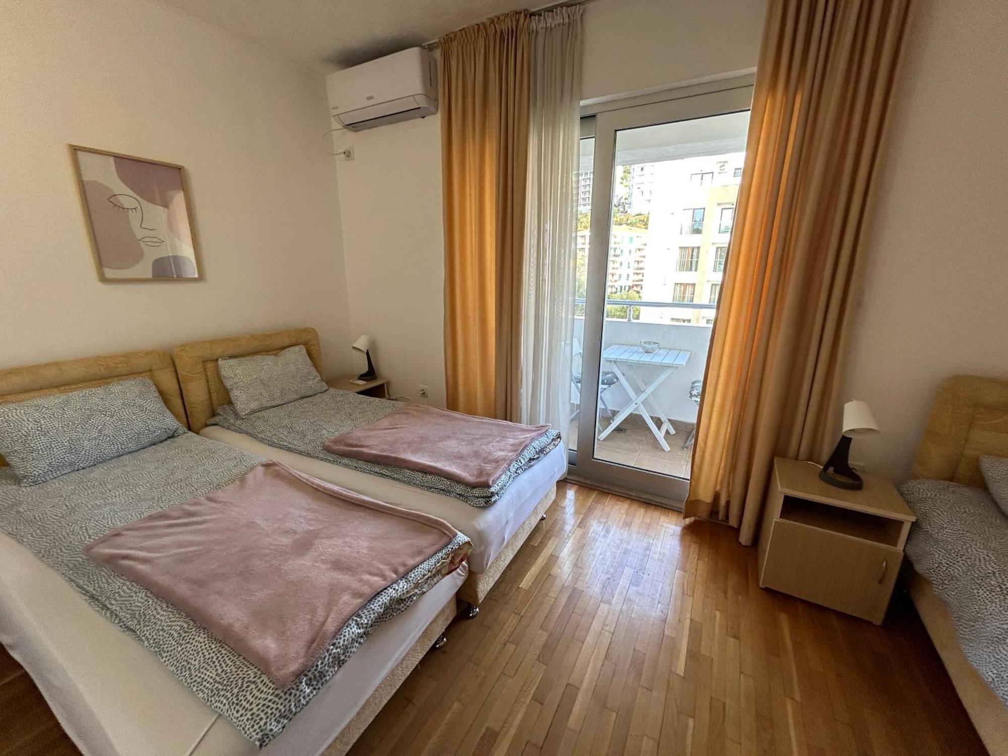 Apartments Mitende Budva Extérieur photo