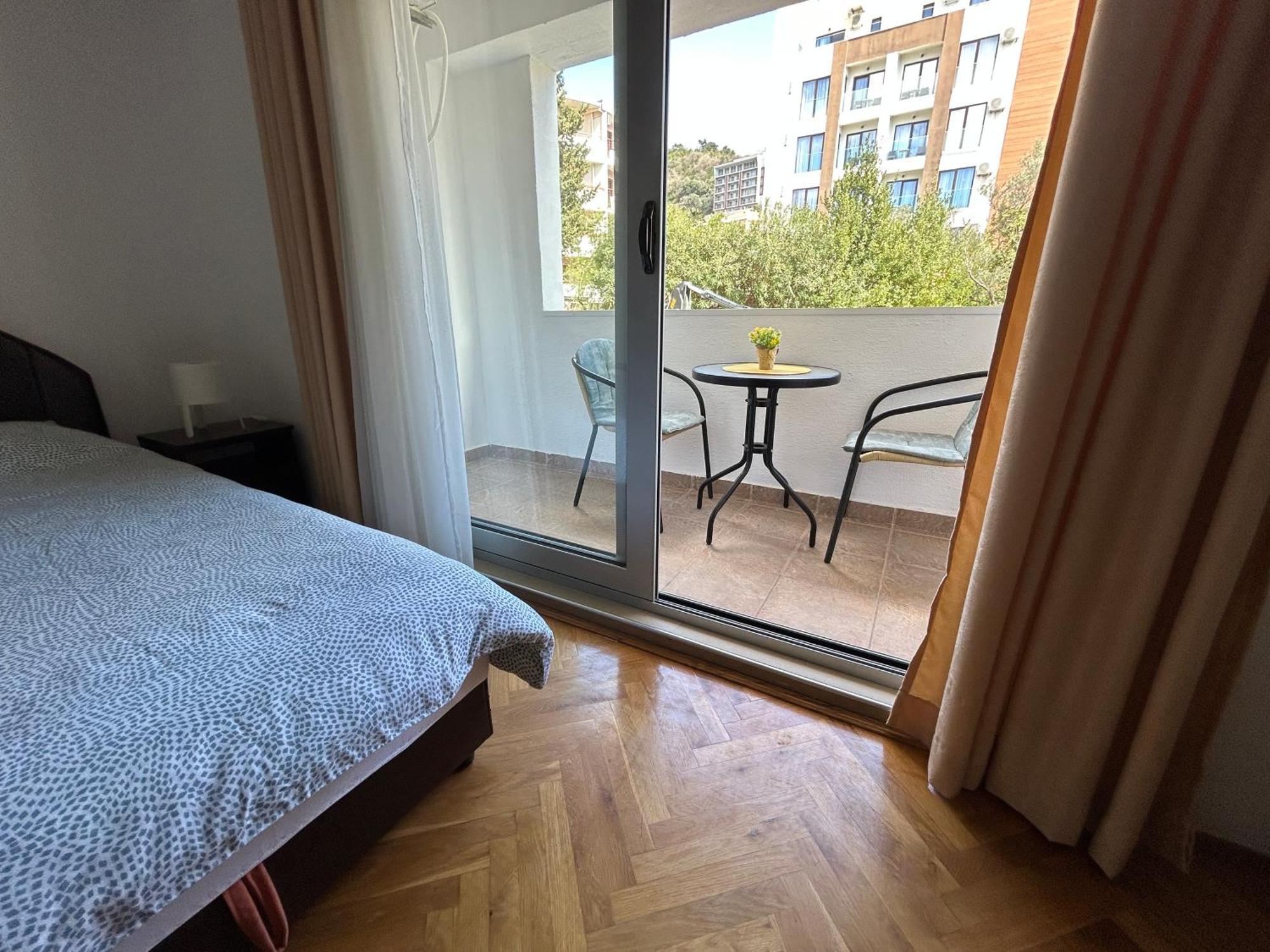 Apartments Mitende Budva Extérieur photo